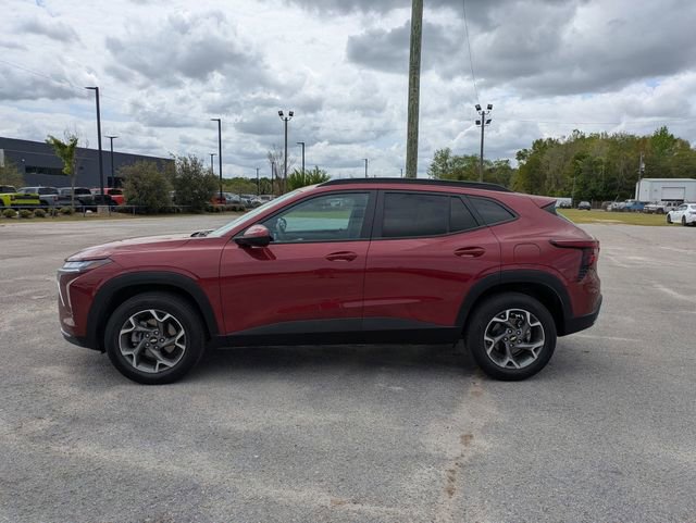 Used 2025 Chevrolet Trax LT image 6