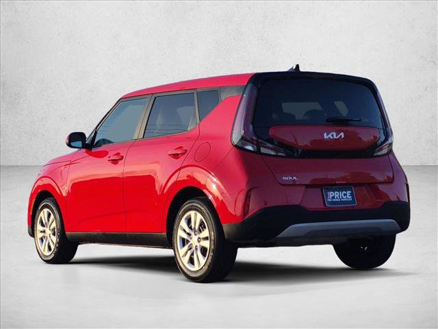 Used 2025 Kia Soul LX FWD image 8