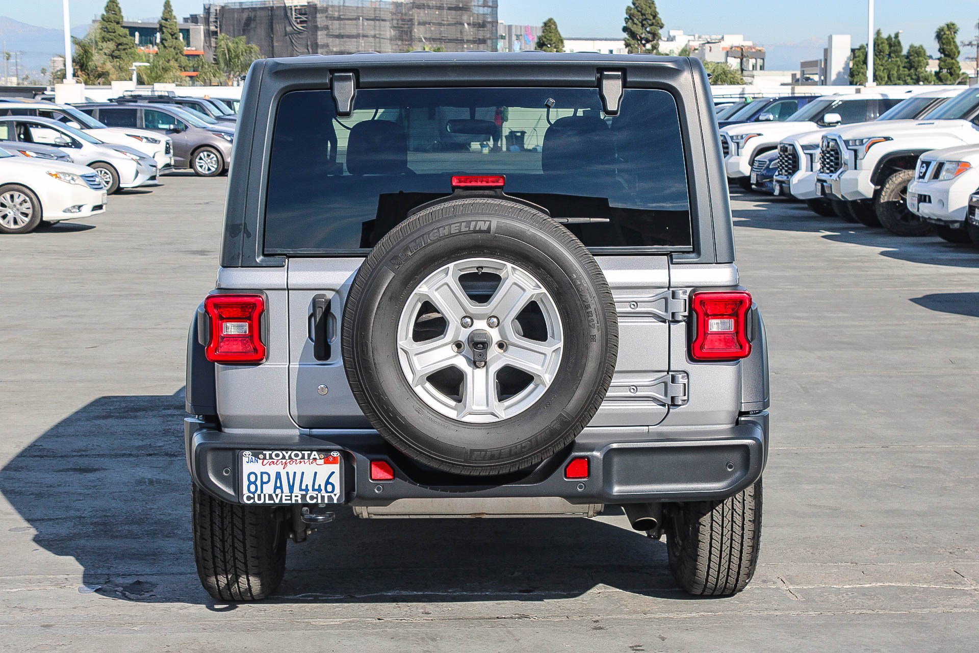 Used 2019 Jeep Wrangler Unlimited Sport S image 8