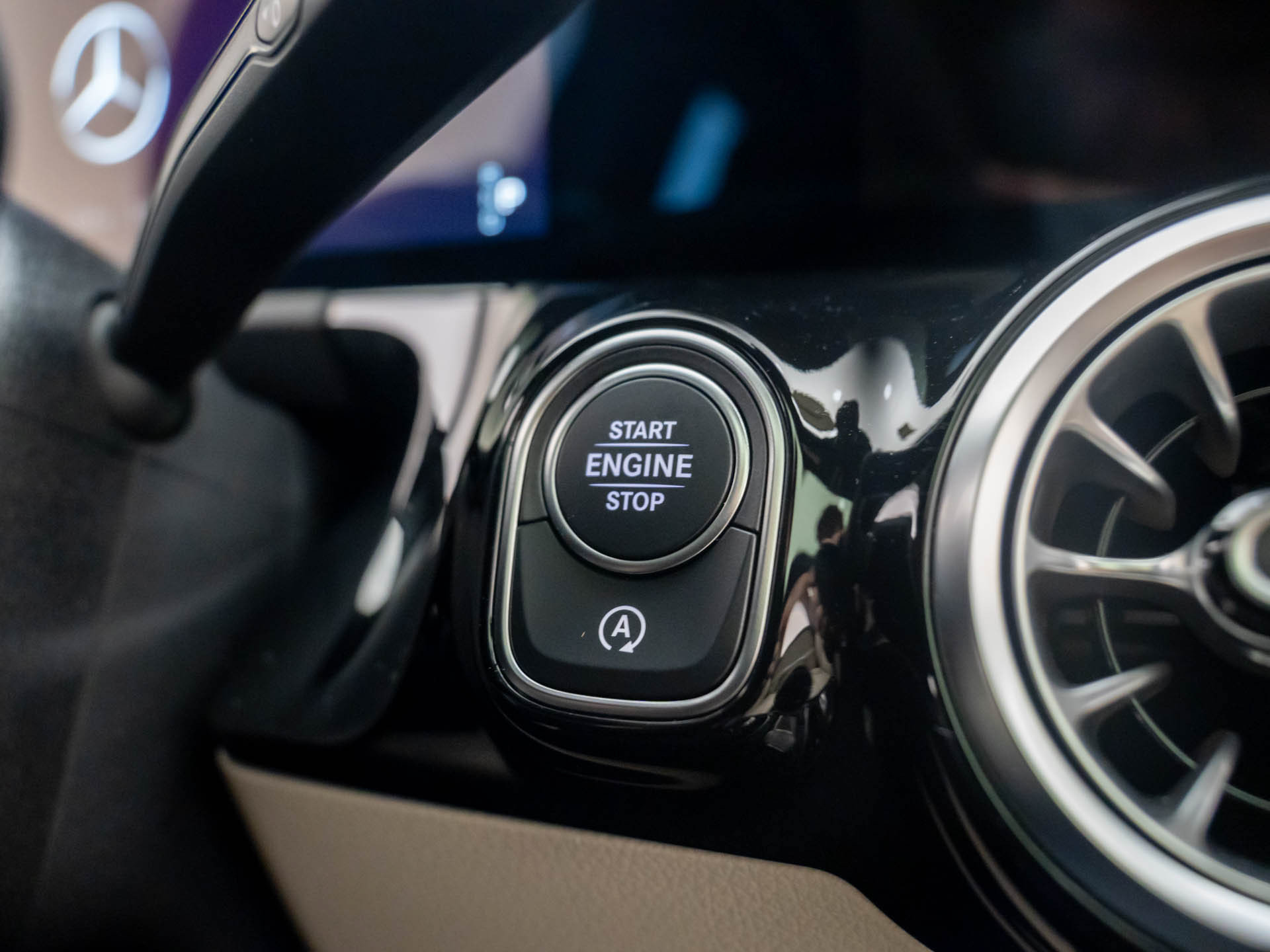 New 2026 Mercedes-Benz GLA 250 4MATIC image 23