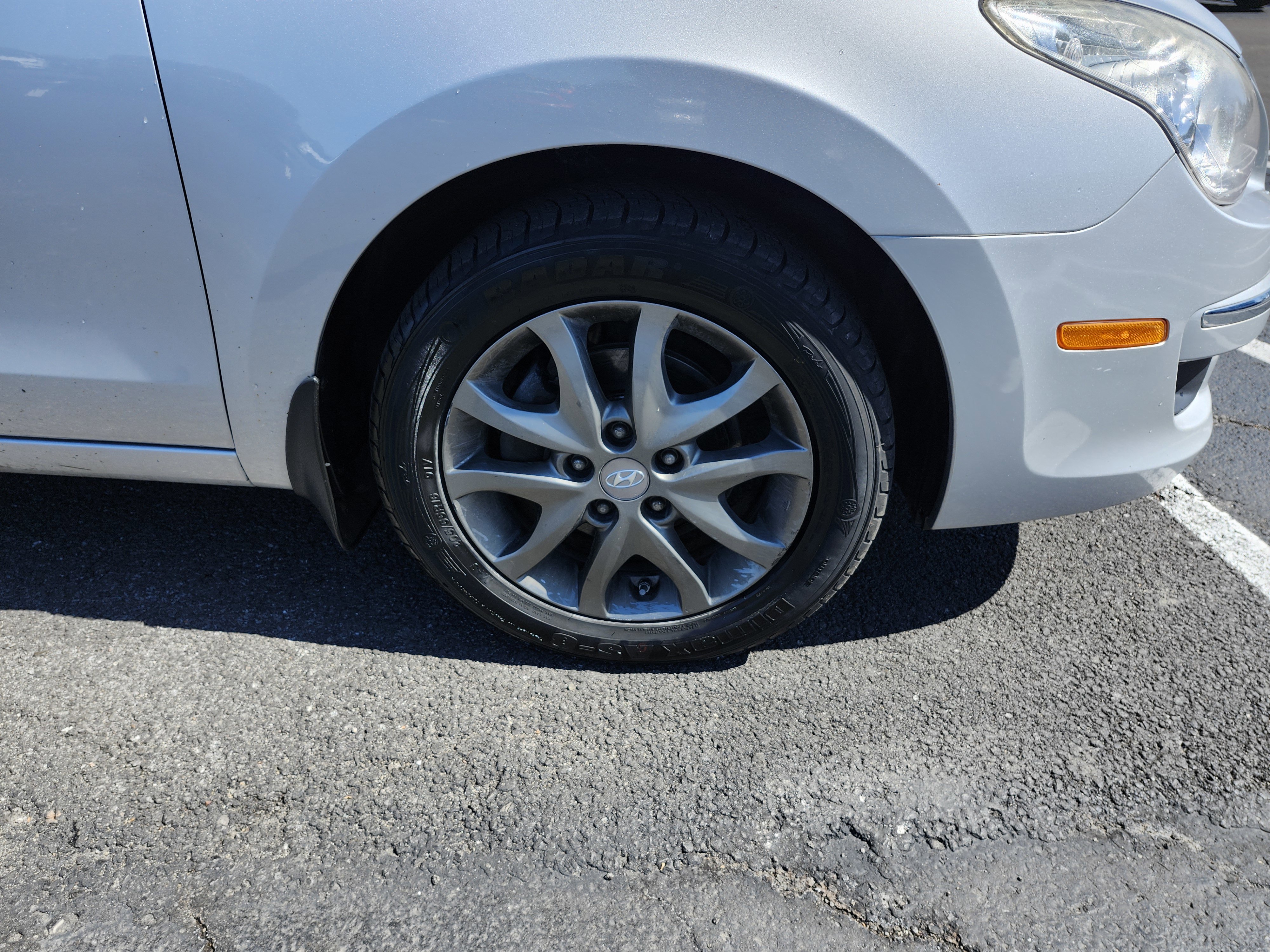 Used 2012 Hyundai Elantra GLS w/ Preferred Pkg image 8