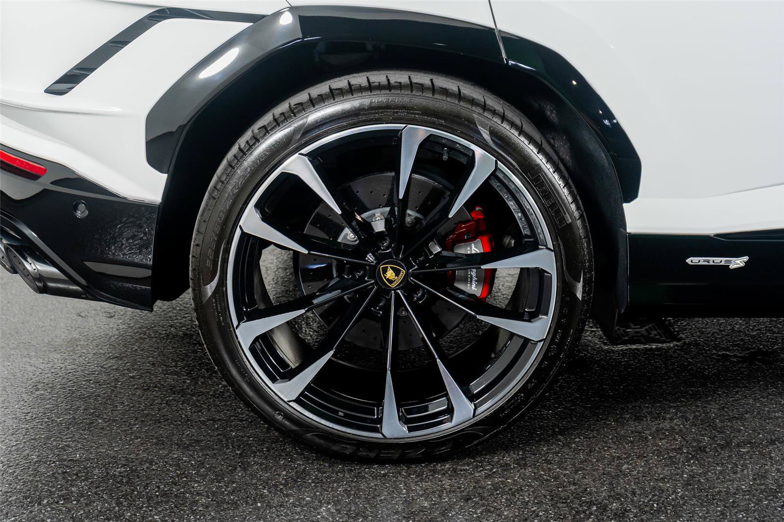 Used 2023 Lamborghini Urus S AWD/4WD image 9