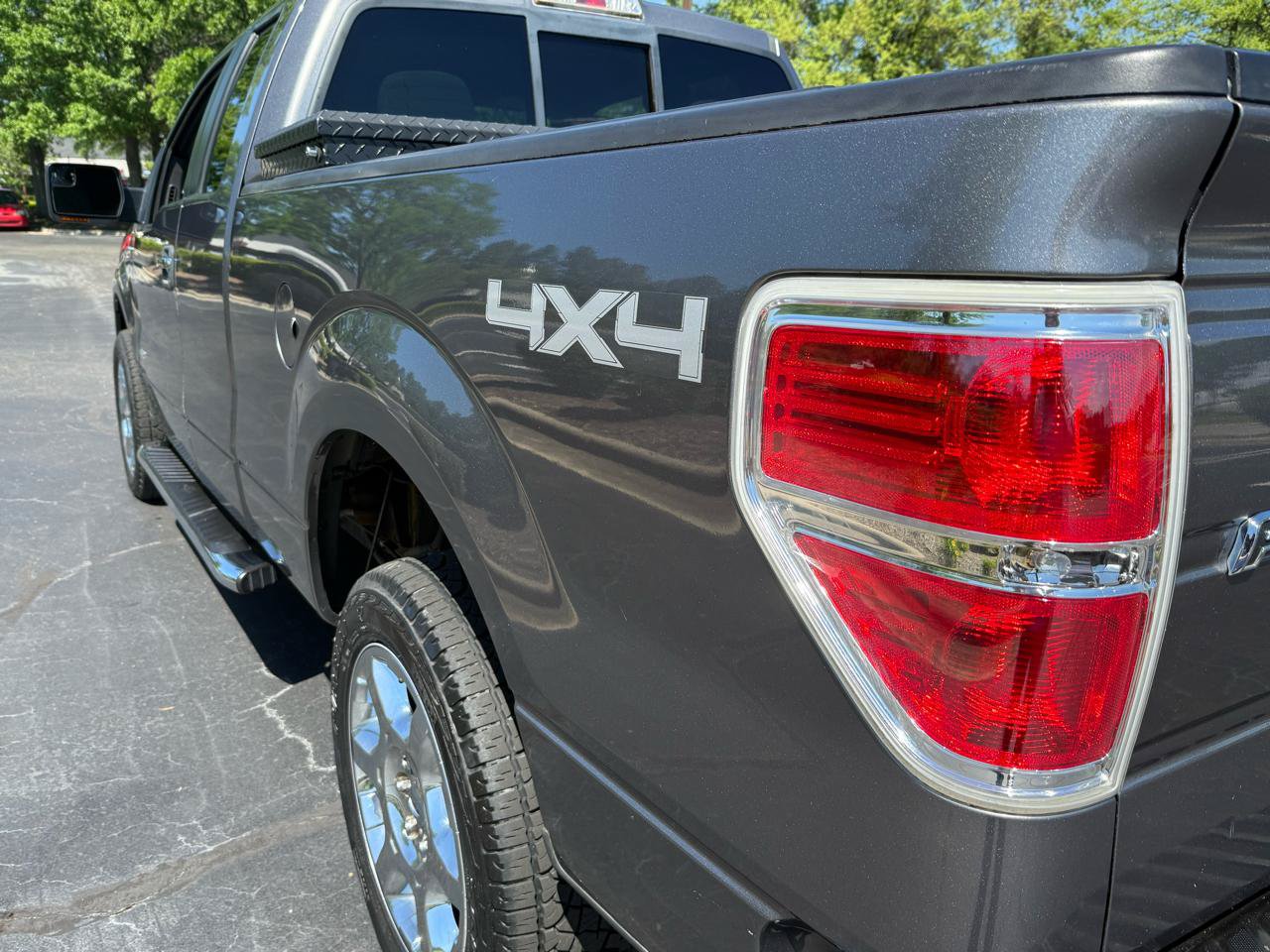 Used 2013 Ford F150 XLT w/ Luxury Equipment Group AWD/4WD image 4