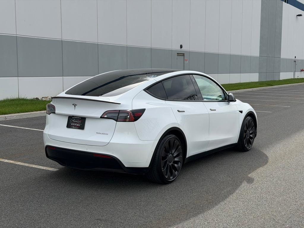 Used 2022 Tesla Model Y Performance AWD/4WD image 6