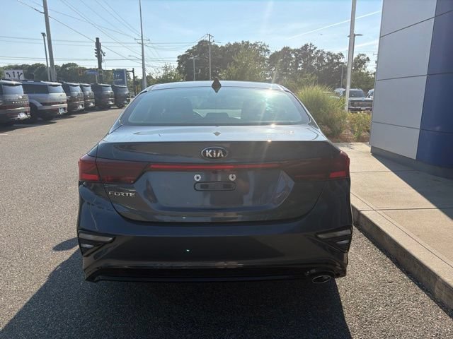 Used 2021 Kia Forte LXS FWD image 5