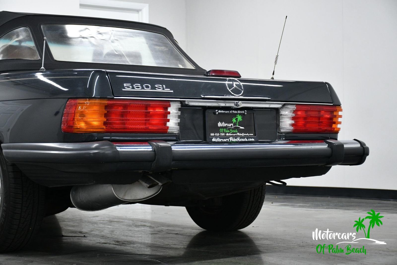Used 1989 Mercedes-Benz 560 SL image 11