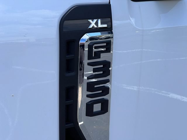 New 2026 Ford F350 XL w/ FX4 Off-Road Package AWD/4WD video 2