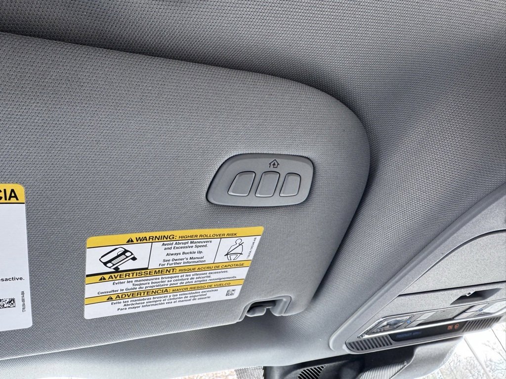 Used 2025 Ford F450 Lariat image 12