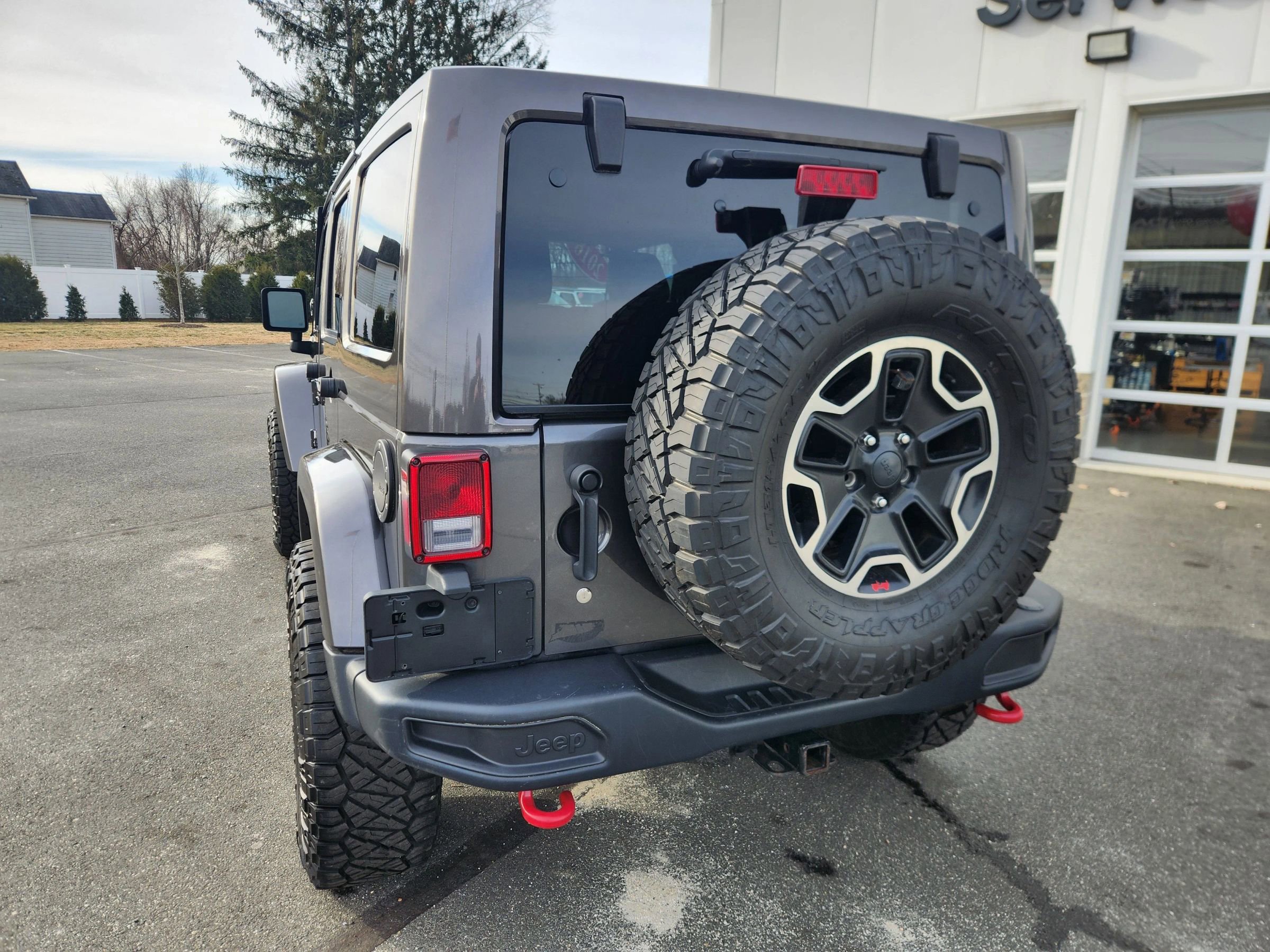 Used 2016 Jeep Wrangler Unlimited Rubicon image 12