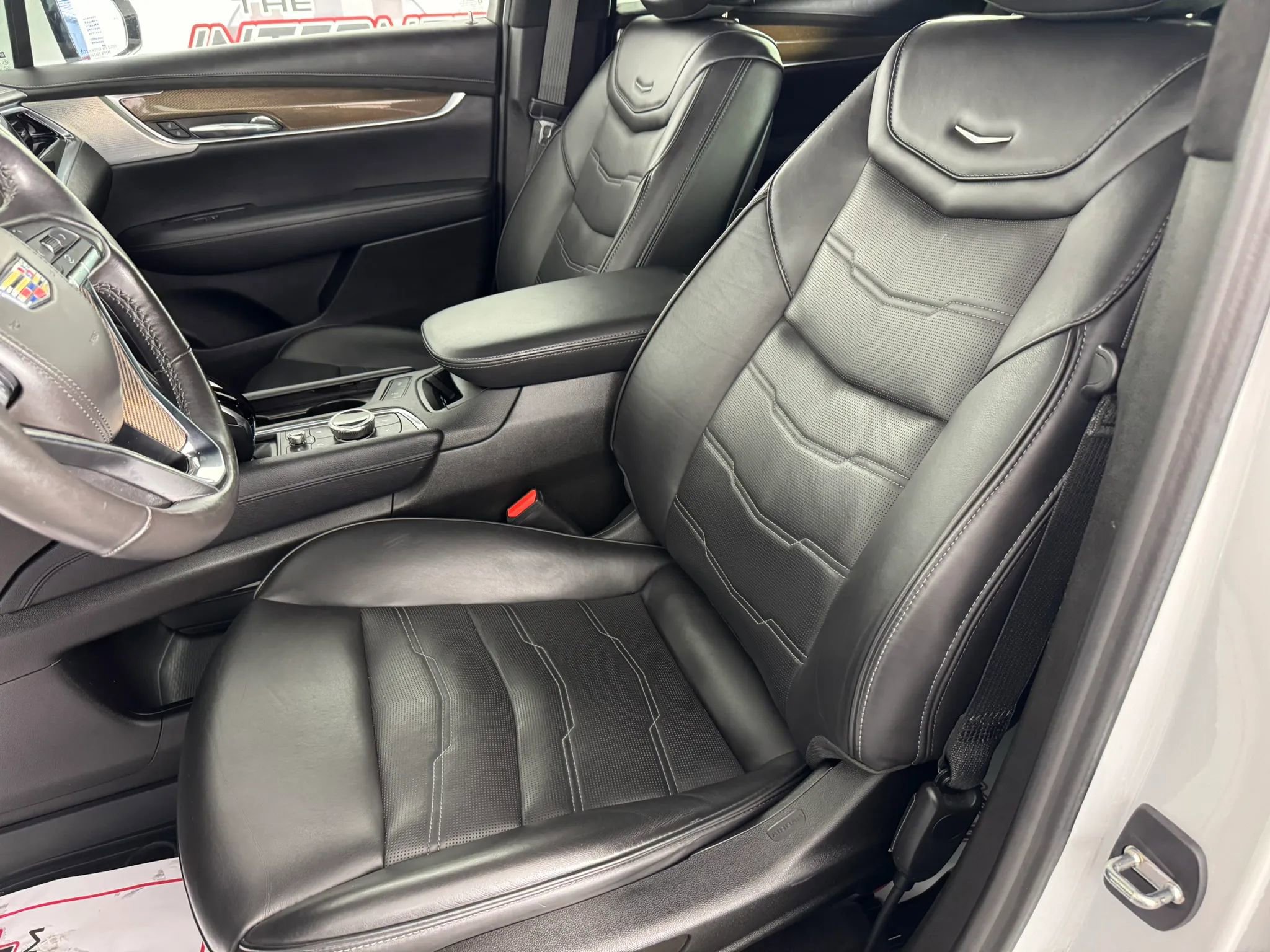 Used 2023 Cadillac XT6 Sport w/ Platinum Package AWD/4WD image 38