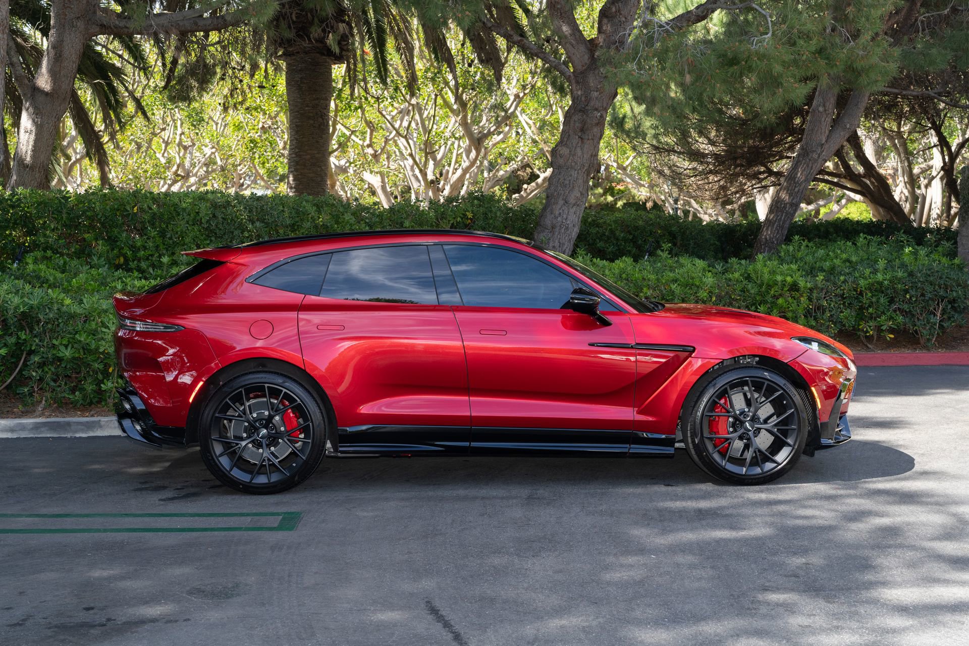 Used 2026 Aston Martin DBX S image 25