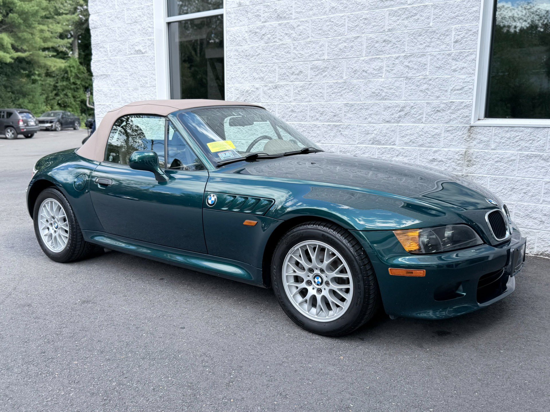 Used 1999 BMW Z3 2.5i RWD image 44