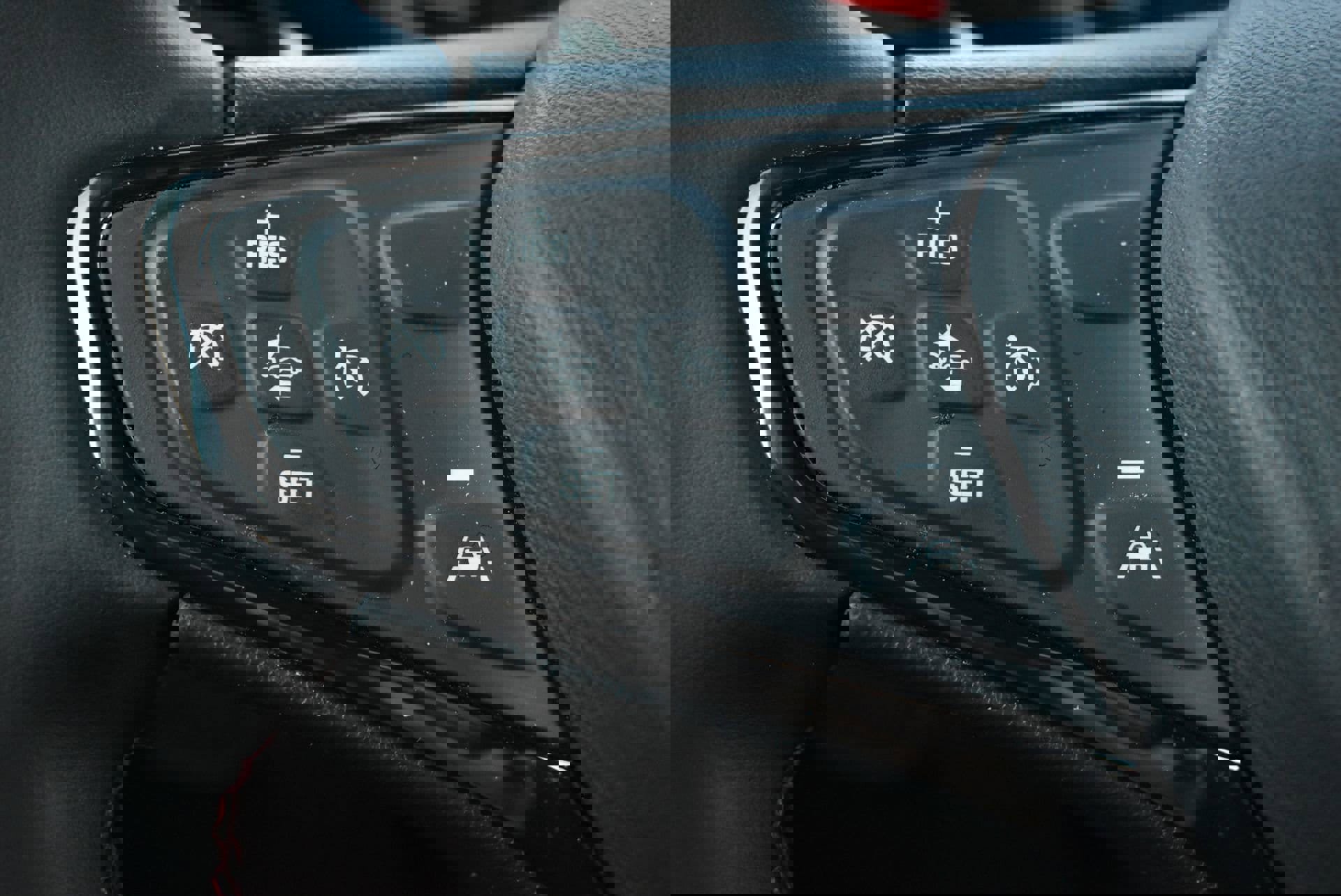 Used 2024 Chevrolet Equinox RS w/ LPO, Floor Liner Package image 19