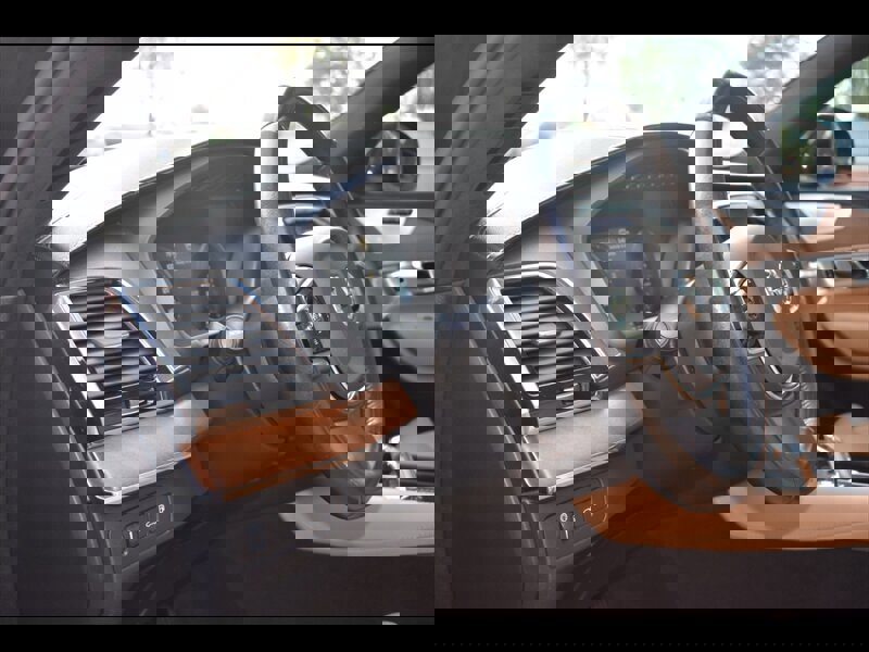 Used 2017 Volvo XC90 T8 Inscription w/ Luxury Package image 12