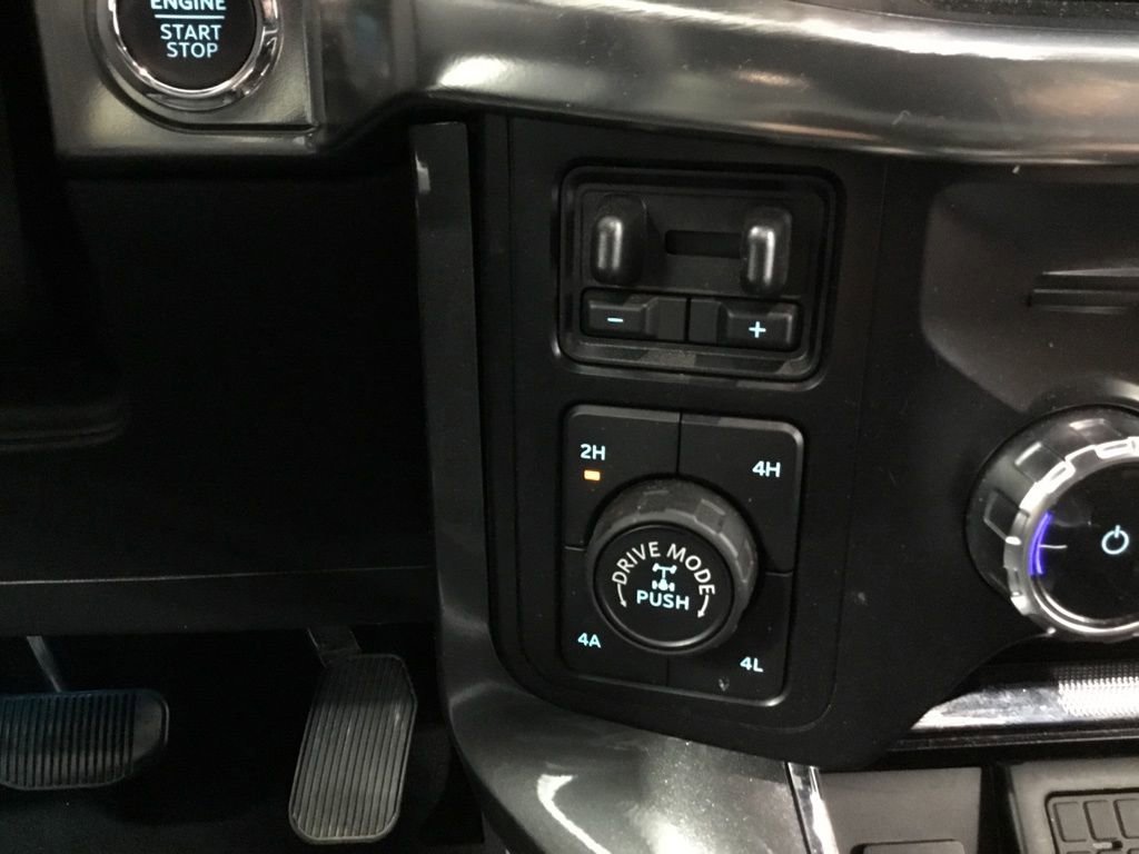 Used 2023 Ford F150 Lariat w/ Equipment Group 502A High image 30