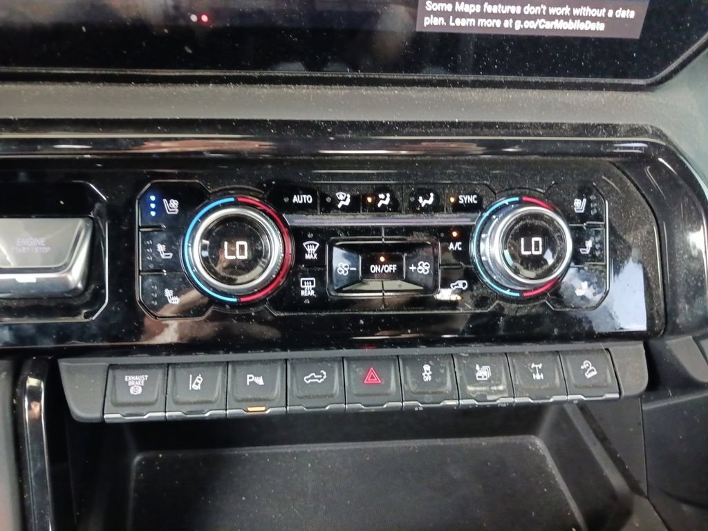 Used 2024 GMC Sierra 2500 AT4X AWD/4WD image 25