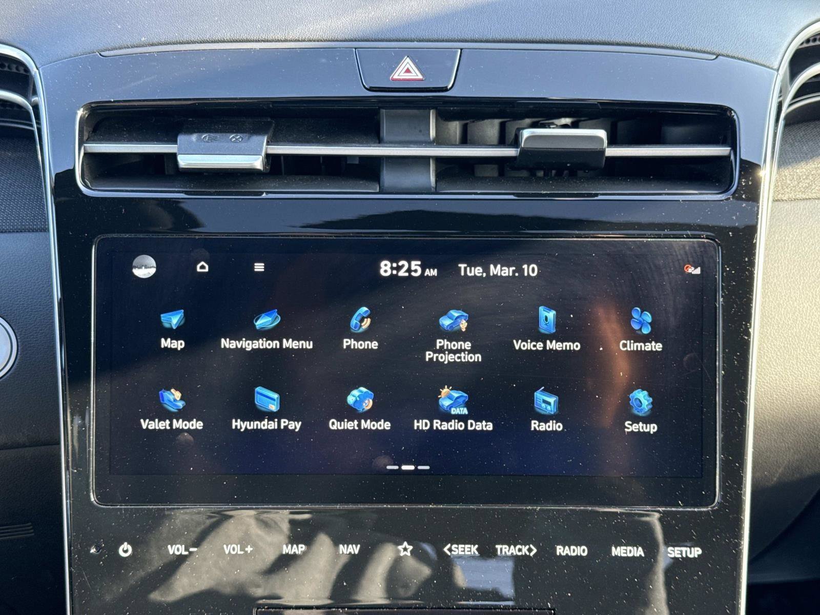 Certified 2023 Hyundai Santa Cruz Limited image 5