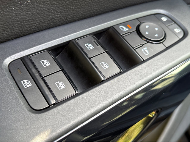 Certified 2024 Nissan Pathfinder SV image 16