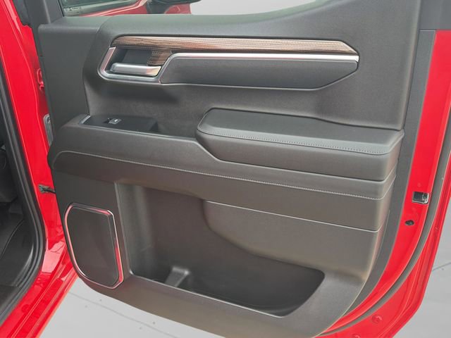 Used 2025 Chevrolet Silverado 1500 LT image 12