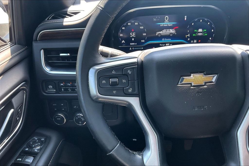 Used 2024 Chevrolet Suburban Premier AWD/4WD image 11