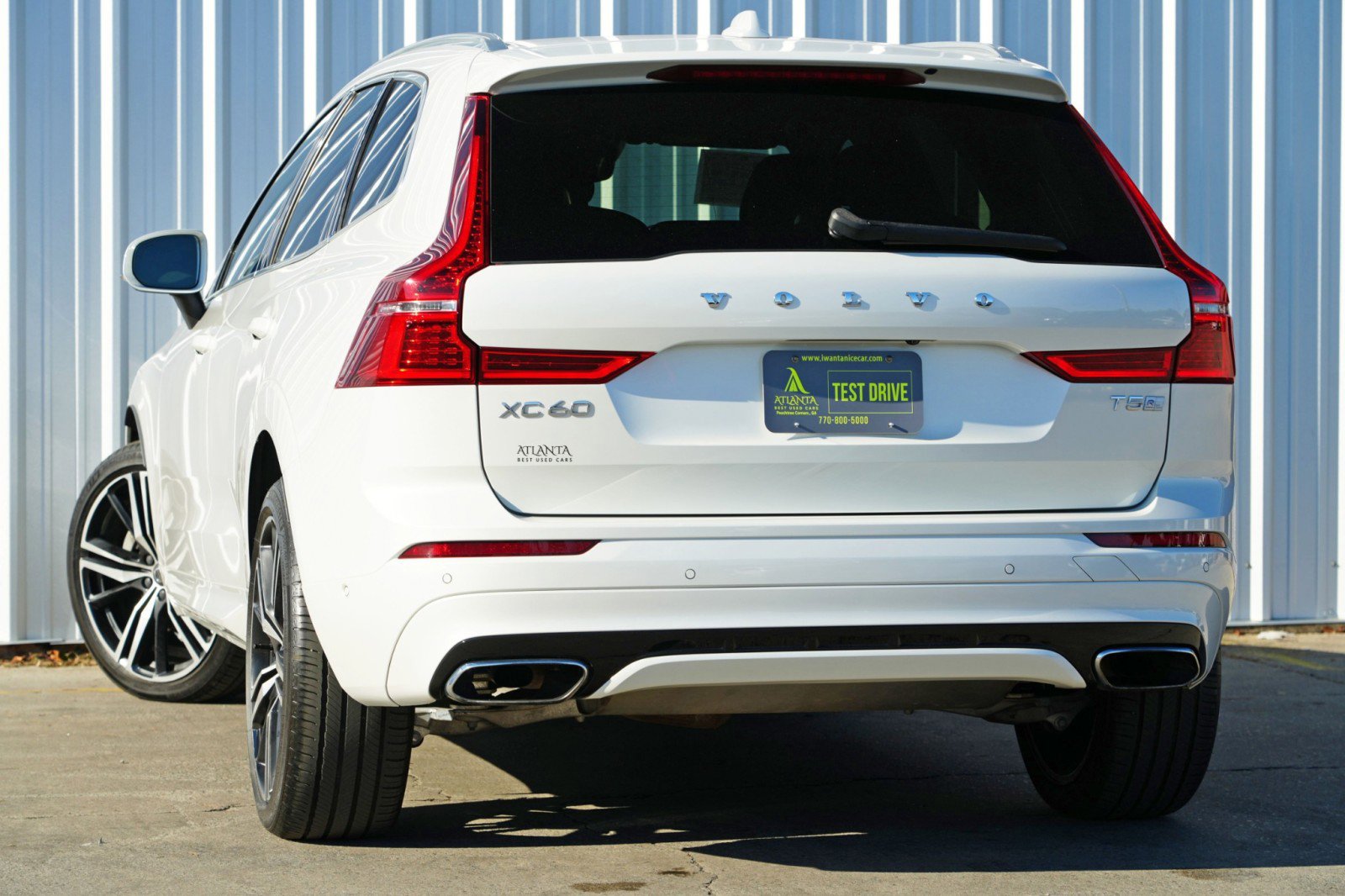 Used 2019 Volvo XC60 T5 R-Design w/ Protection Package image 5