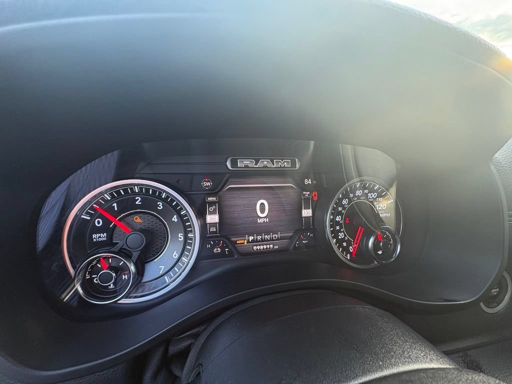 Used 2020 RAM 1500 Laramie AWD/4WD image 17