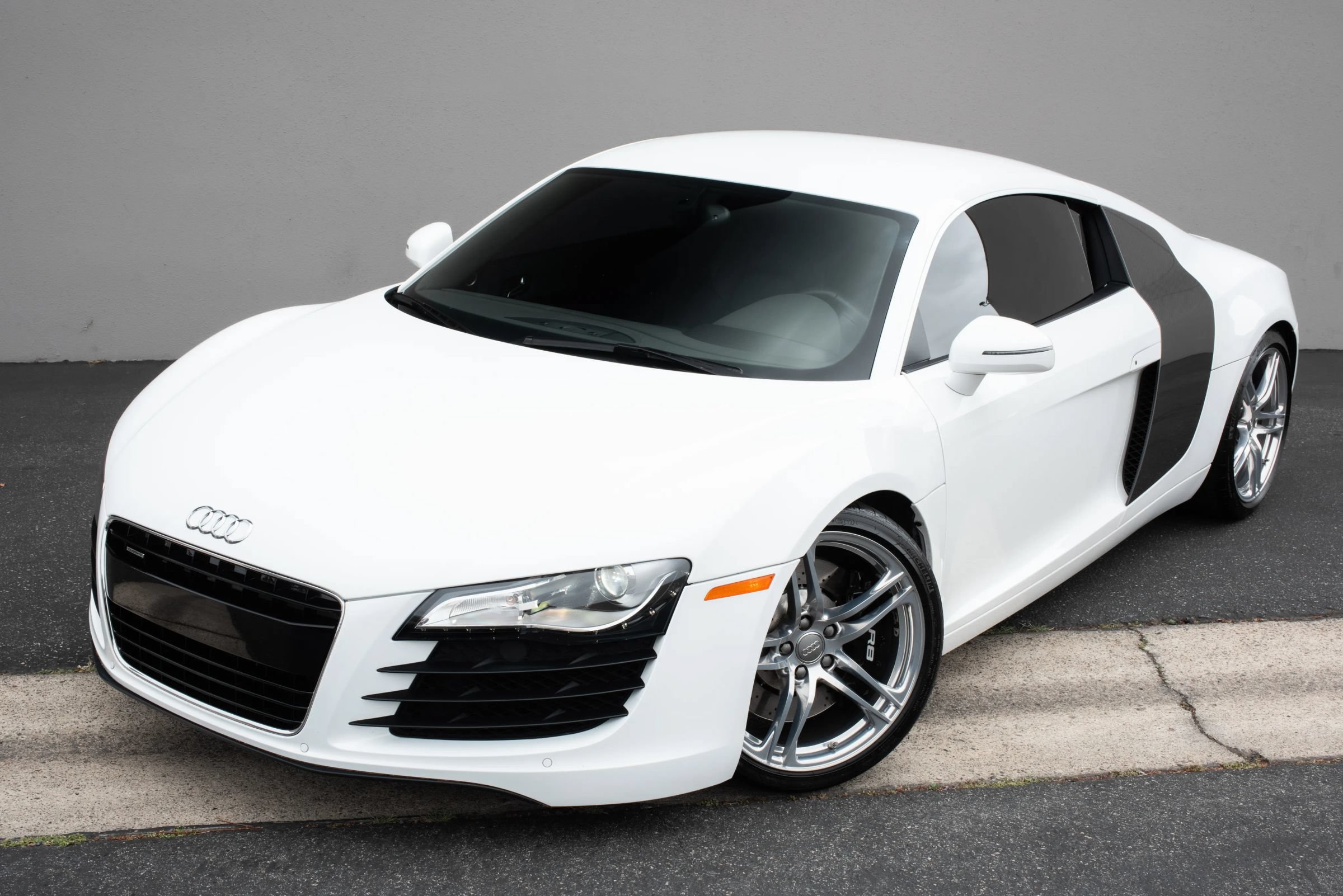 Used 2012 Audi R8 V8 AWD/4WD image 2