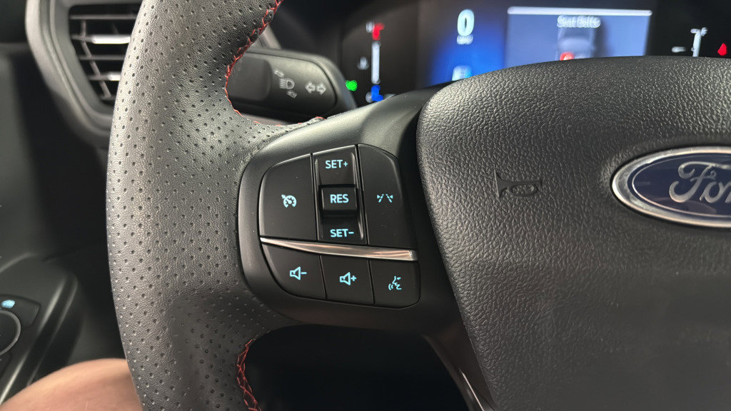 Used 2025 Ford Escape ST-Line AWD/4WD image 22