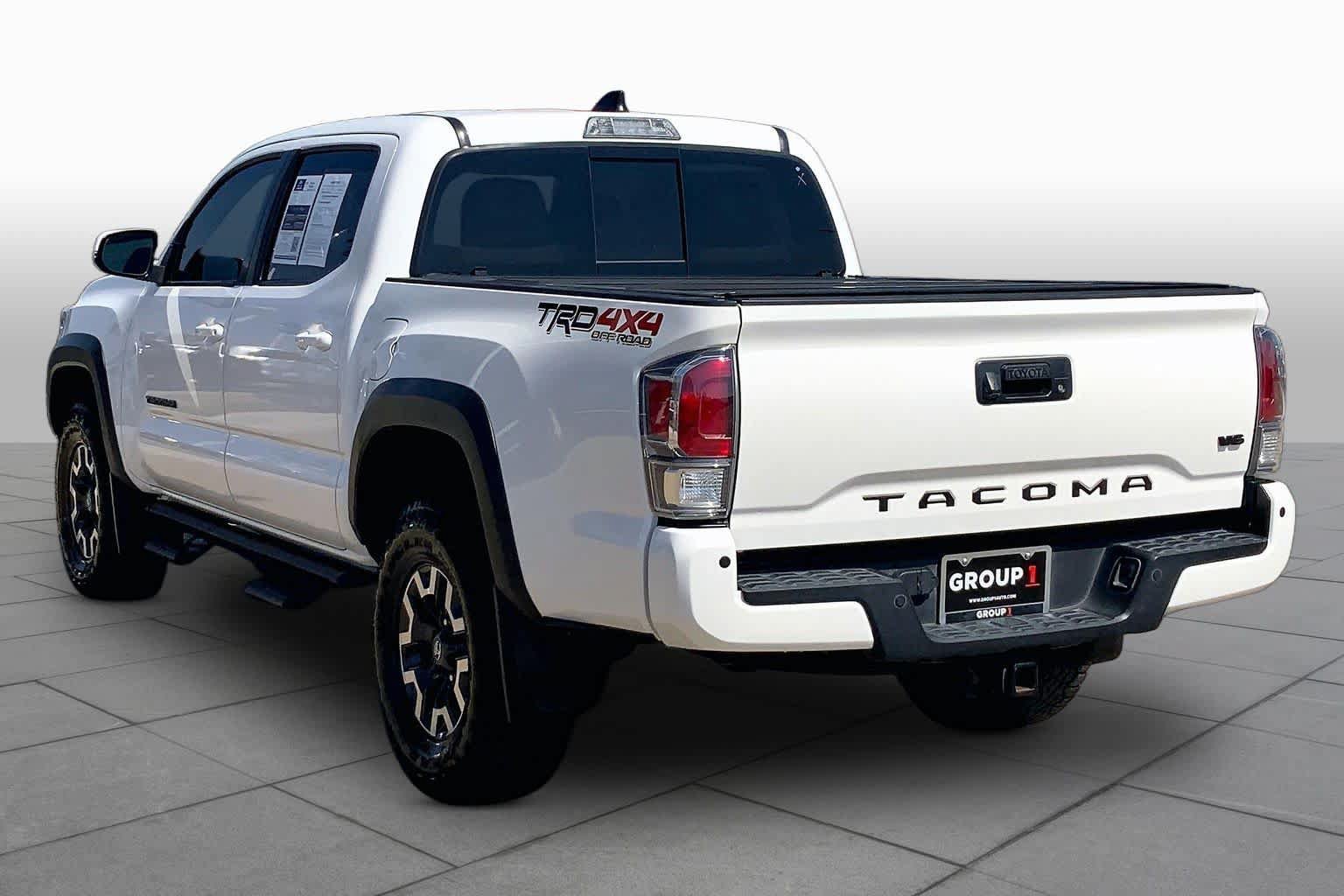 Used 2021 Toyota Tacoma TRD Off-Road w/ Technology Package AWD/4WD image 12