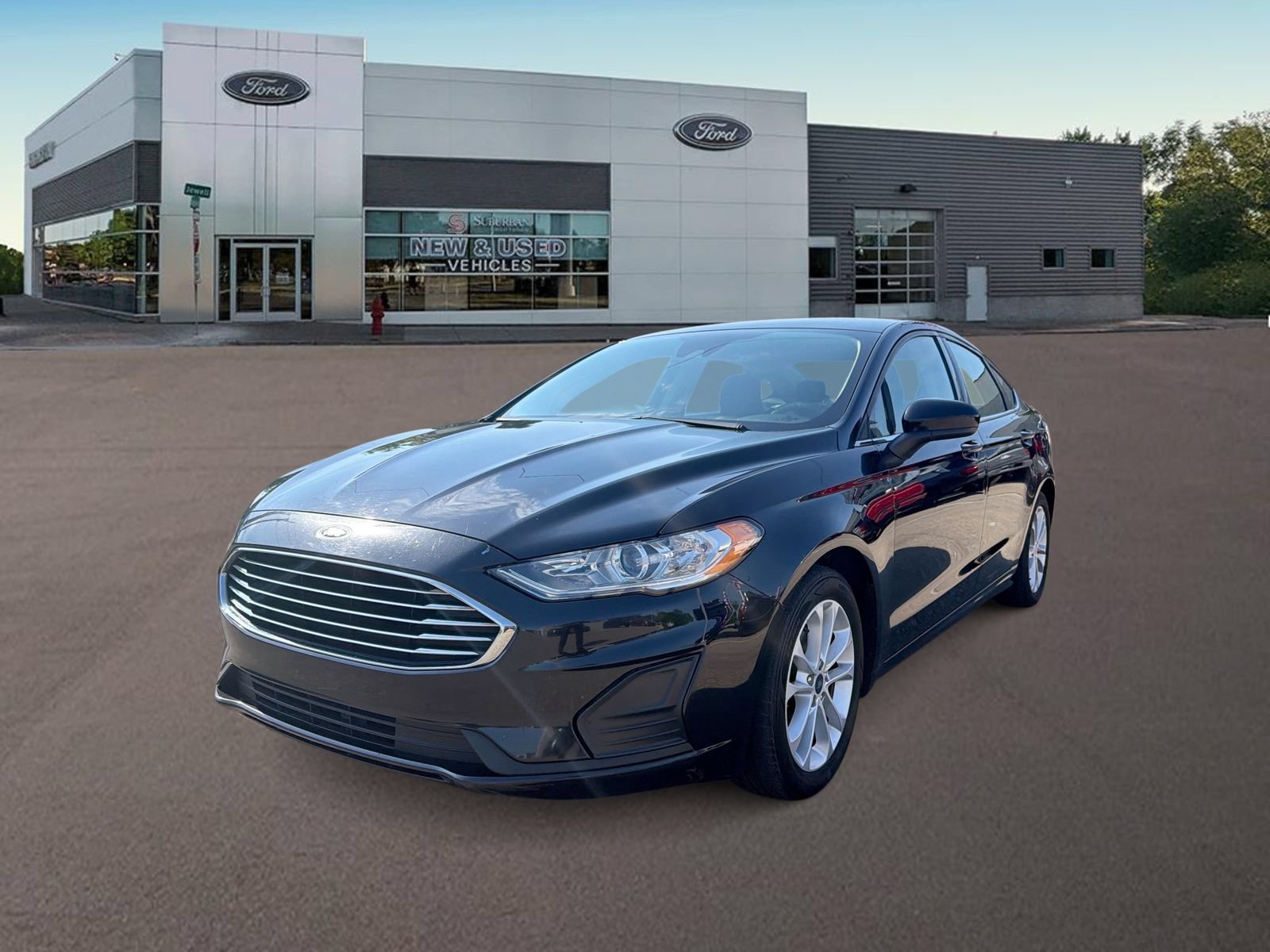 Used 2020 Ford Fusion SE FWD image 1
