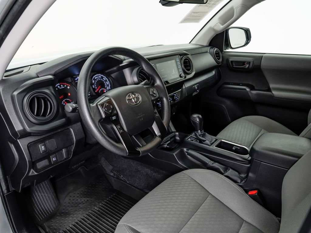 Used 2022 Toyota Tacoma SR RWD image 5