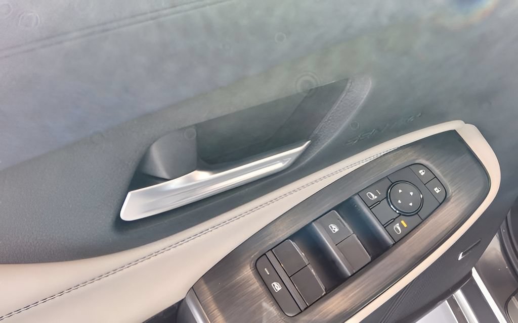 New 2026 Nissan Sentra SL w/ Floor Mat Package FWD image 23