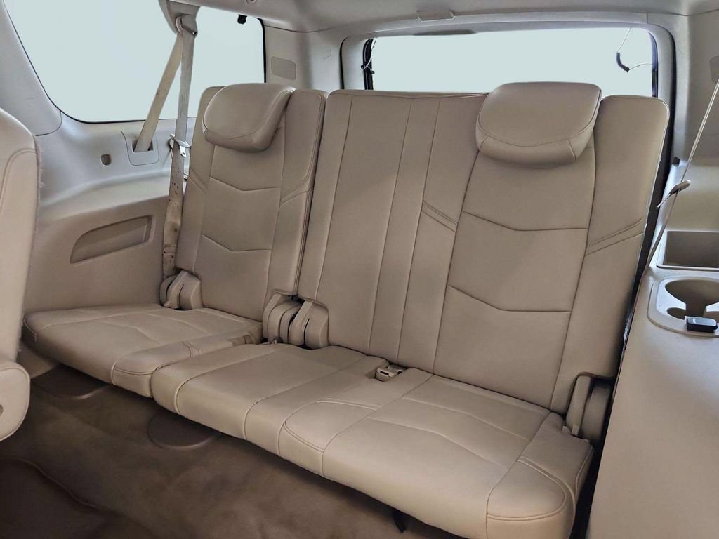 Used 2015 Cadillac Escalade ESV Premium AWD/4WD image 33