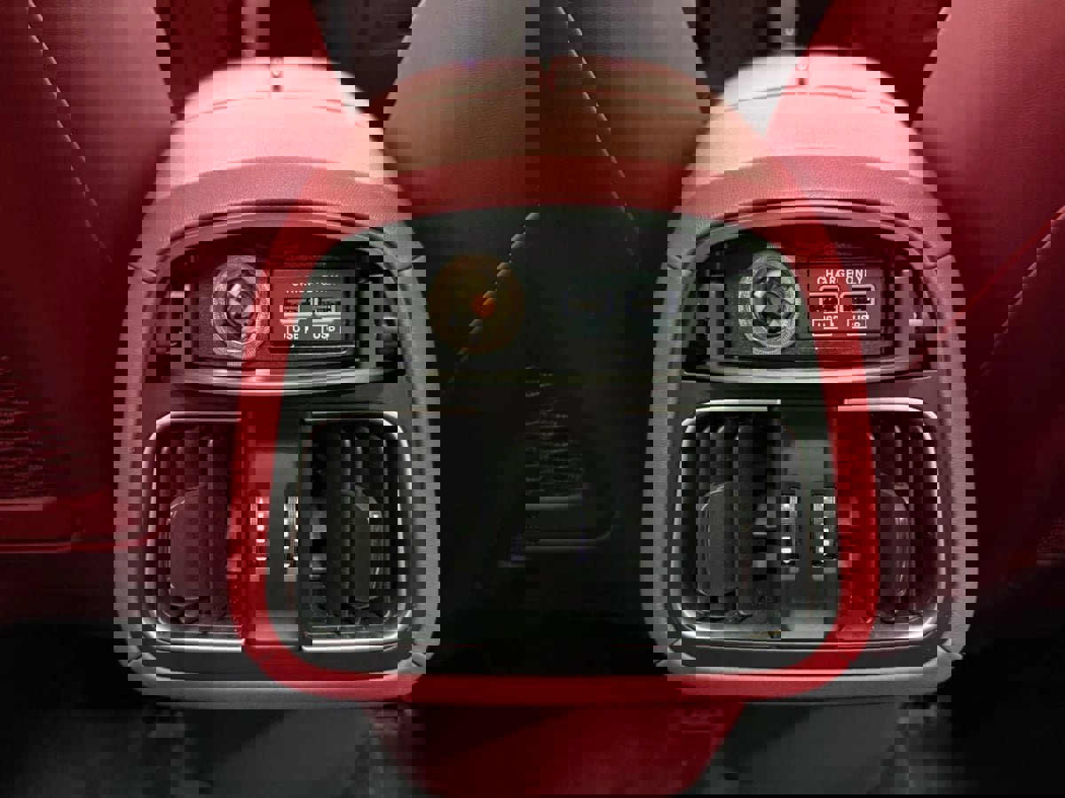 Used 2021 Maserati Levante S GranSport image 31