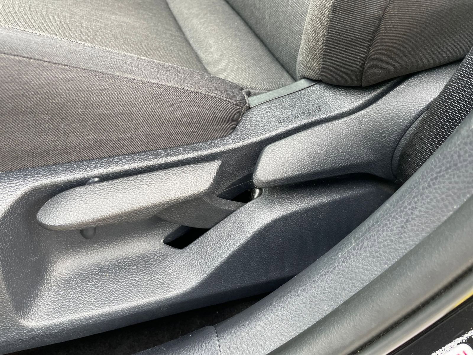 Used 2025 Toyota Camry LE image 23