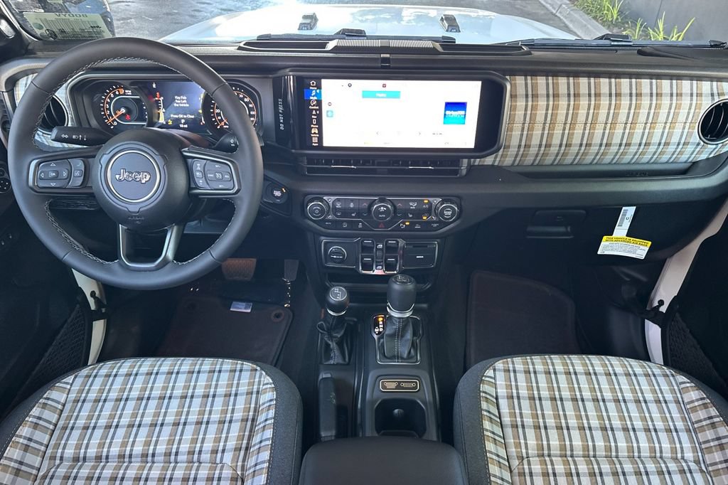 New 2026 Jeep Gladiator Sport AWD/4WD image 13