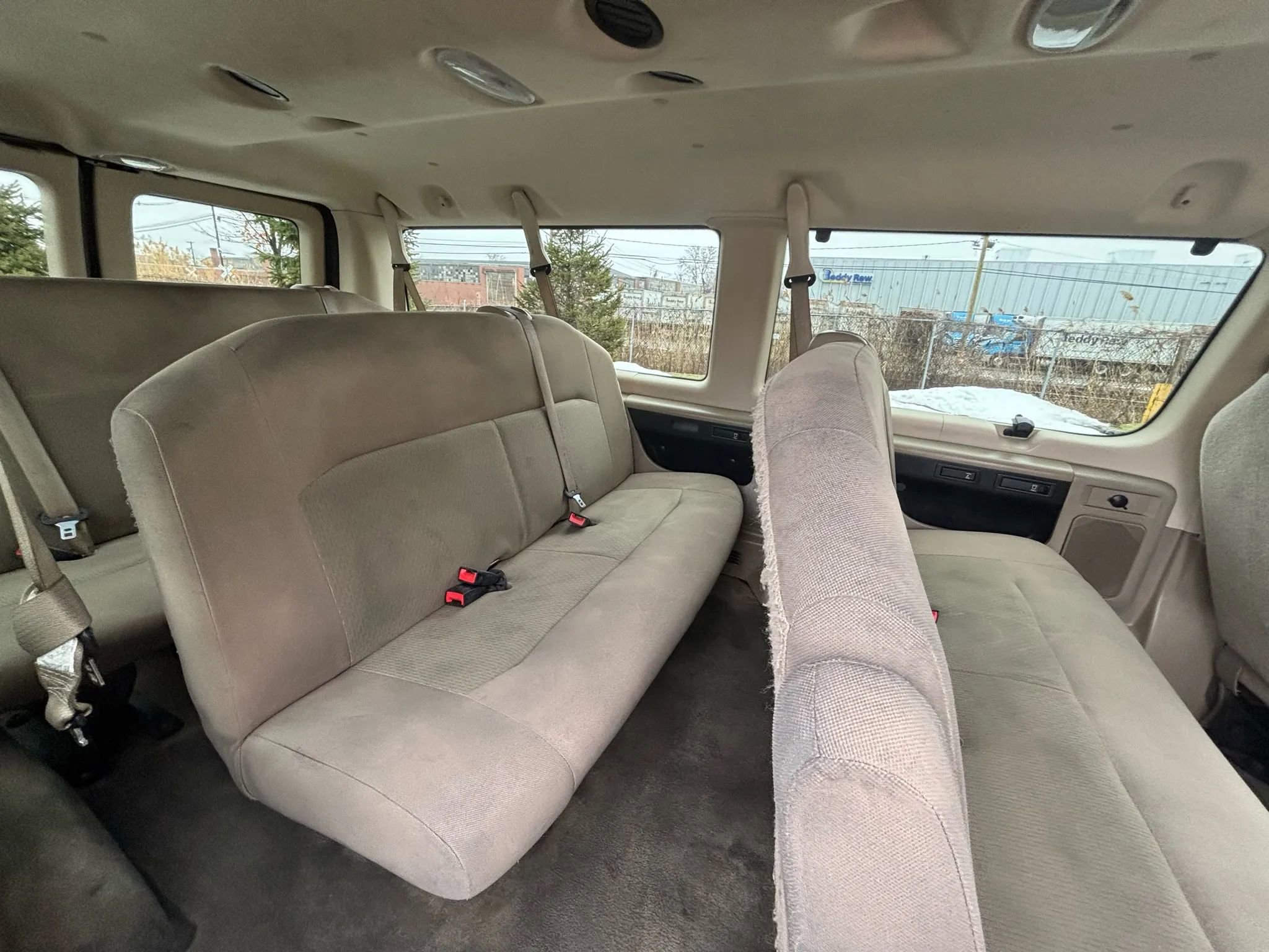 Used 2013 Ford E-350 and Econoline 350 XLT image 28