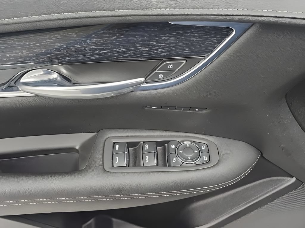 Used 2020 Cadillac XT5 Premium Luxury AWD/4WD image 11