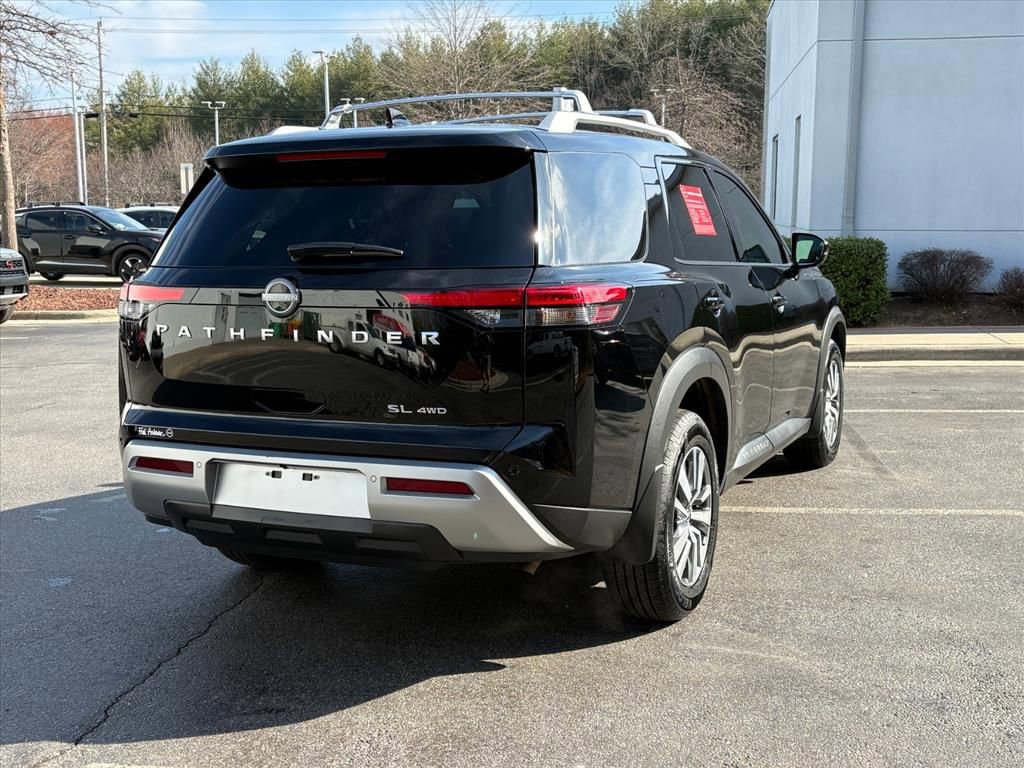 Certified 2025 Nissan Pathfinder SL image 7