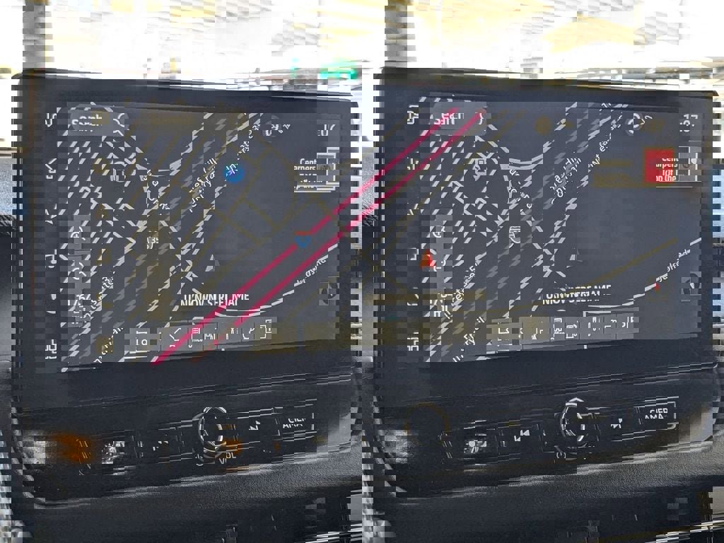 Used 2025 Mitsubishi Outlander SE image 20