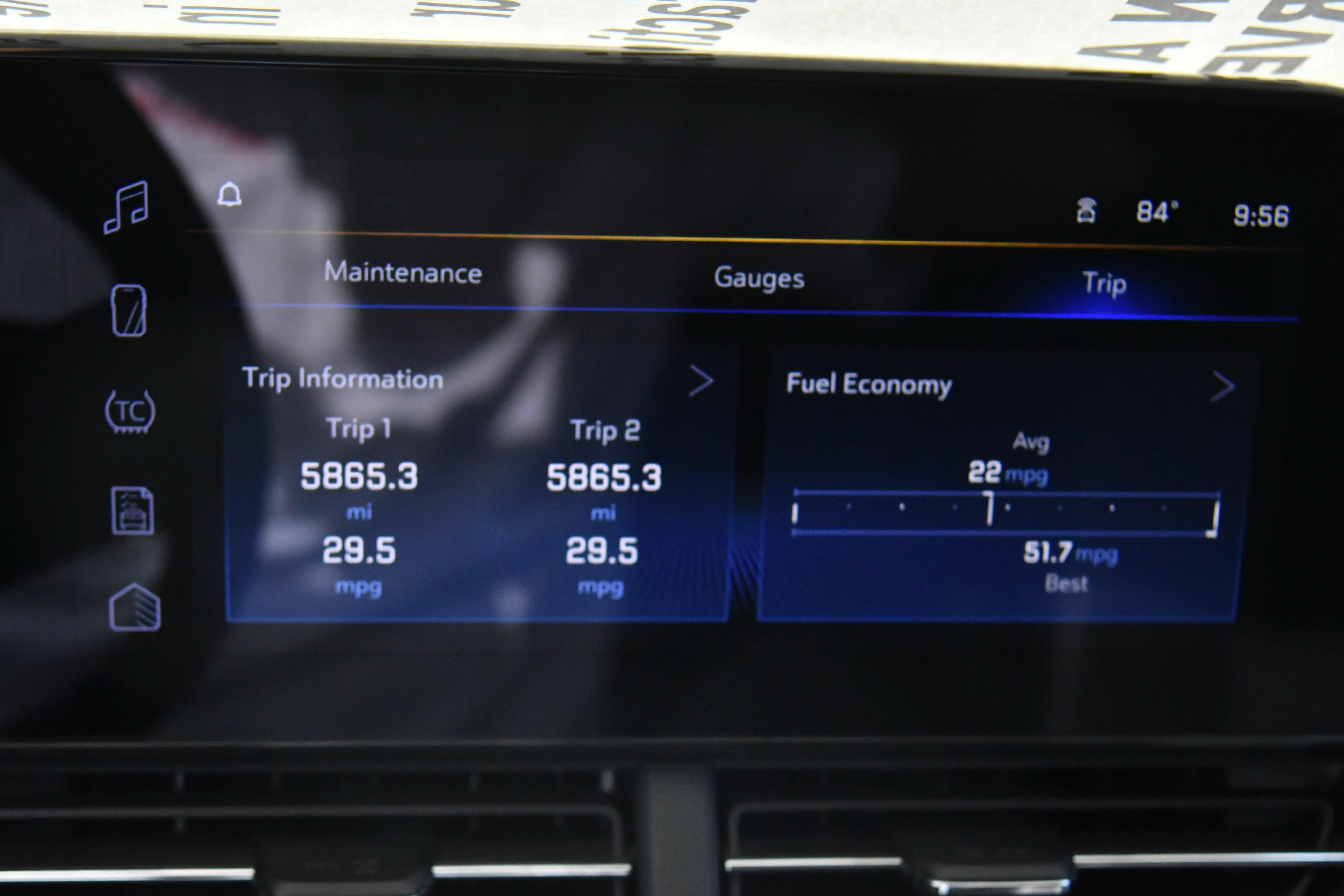 Used 2025 Chevrolet Trax LT FWD image 19
