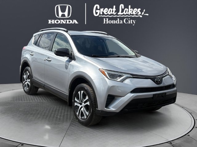 Used 2018 Toyota RAV4 LE w/ All Weather Liner Package AWD/4WD image 1