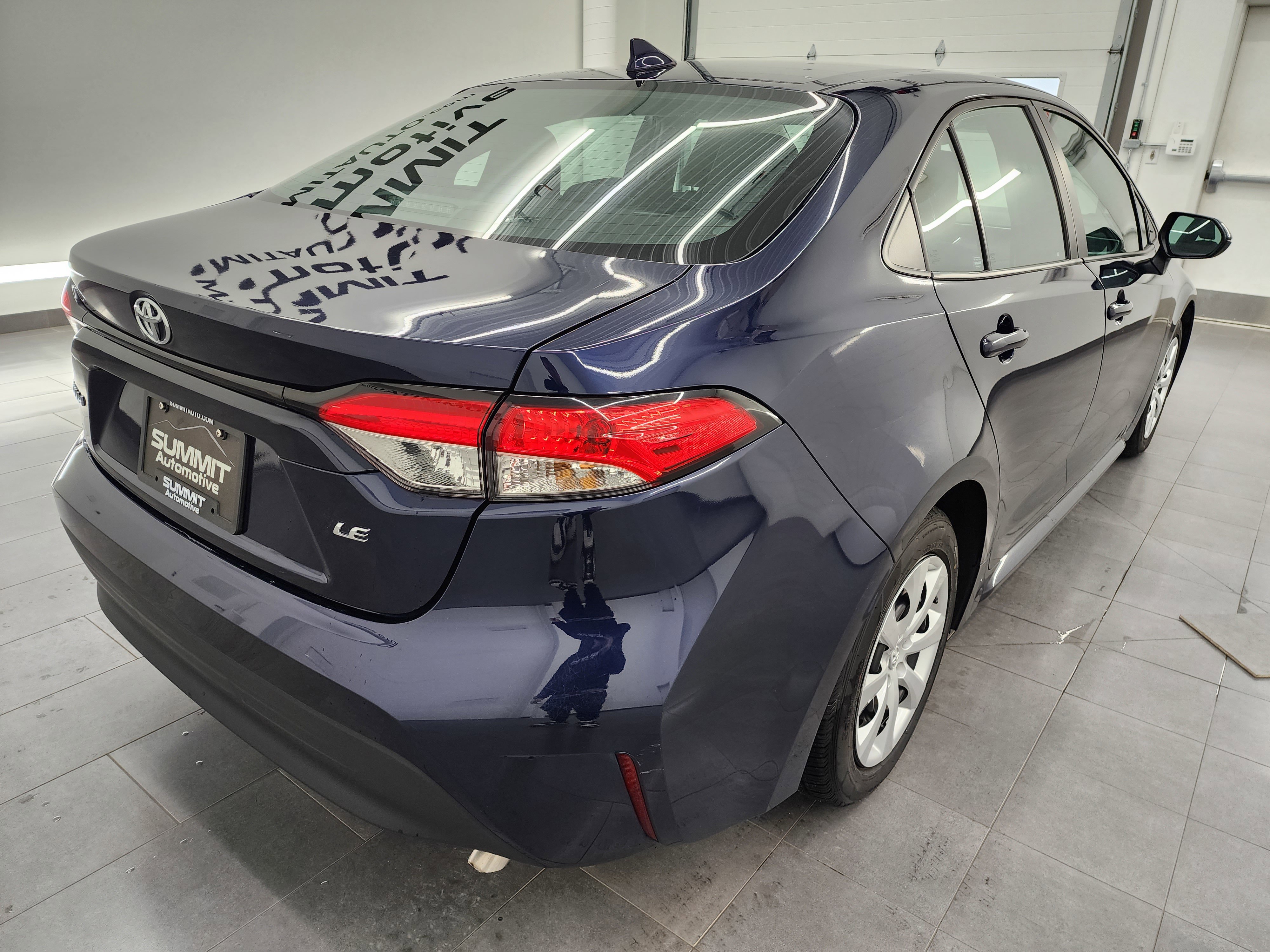 Used 2024 Toyota Corolla LE image 4