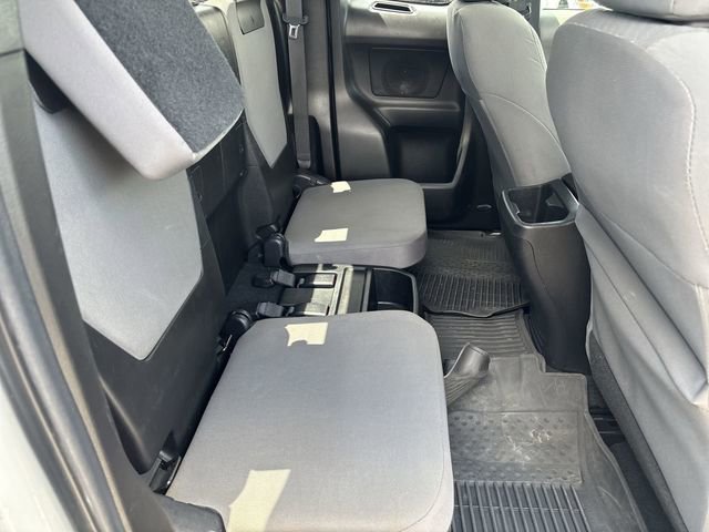 Used 2023 Toyota Tacoma SR RWD image 14