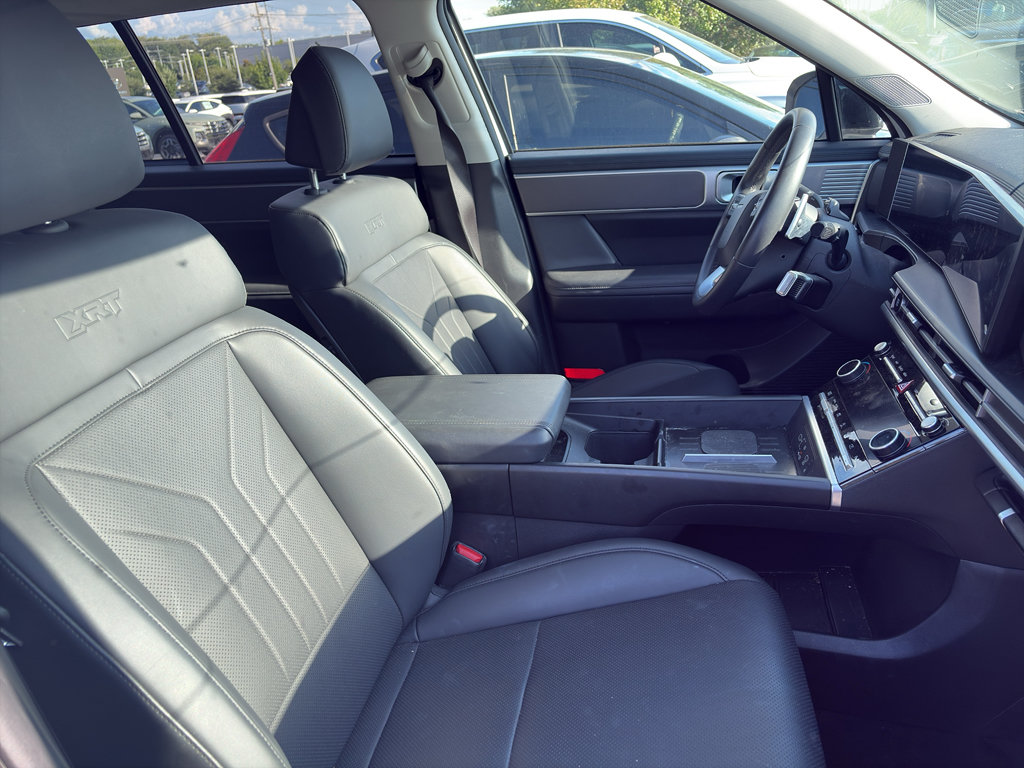 Used 2024 Hyundai Santa Fe XRT AWD/4WD image 3