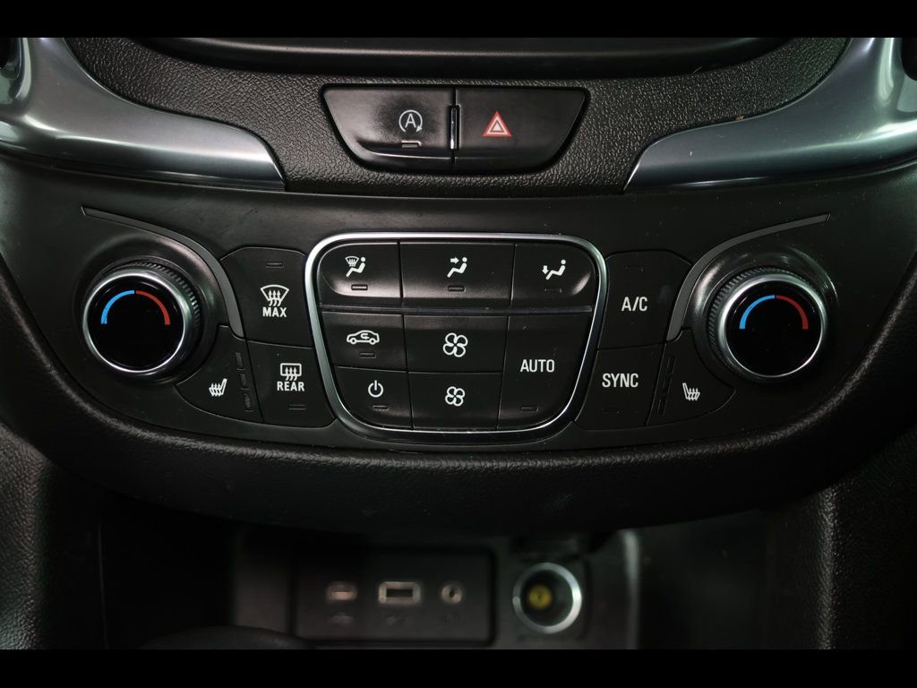 Used 2022 Chevrolet Equinox LT image 17