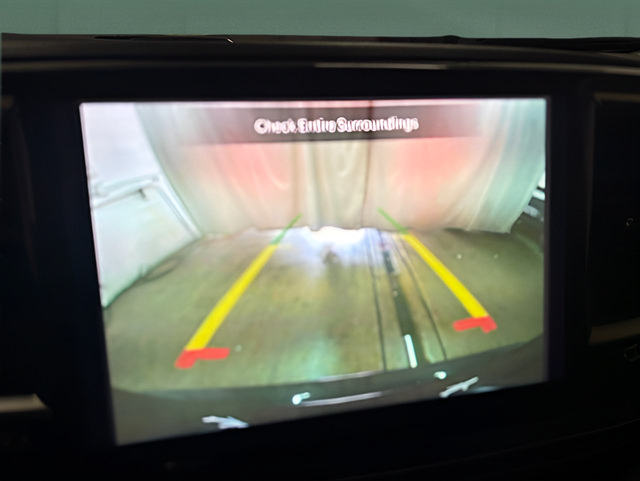 Used 2024 Chrysler Pacifica Limited FWD image 22