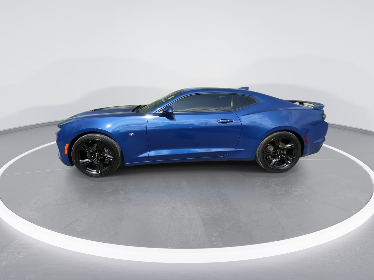Used 2022 Chevrolet Camaro SS RWD image 10