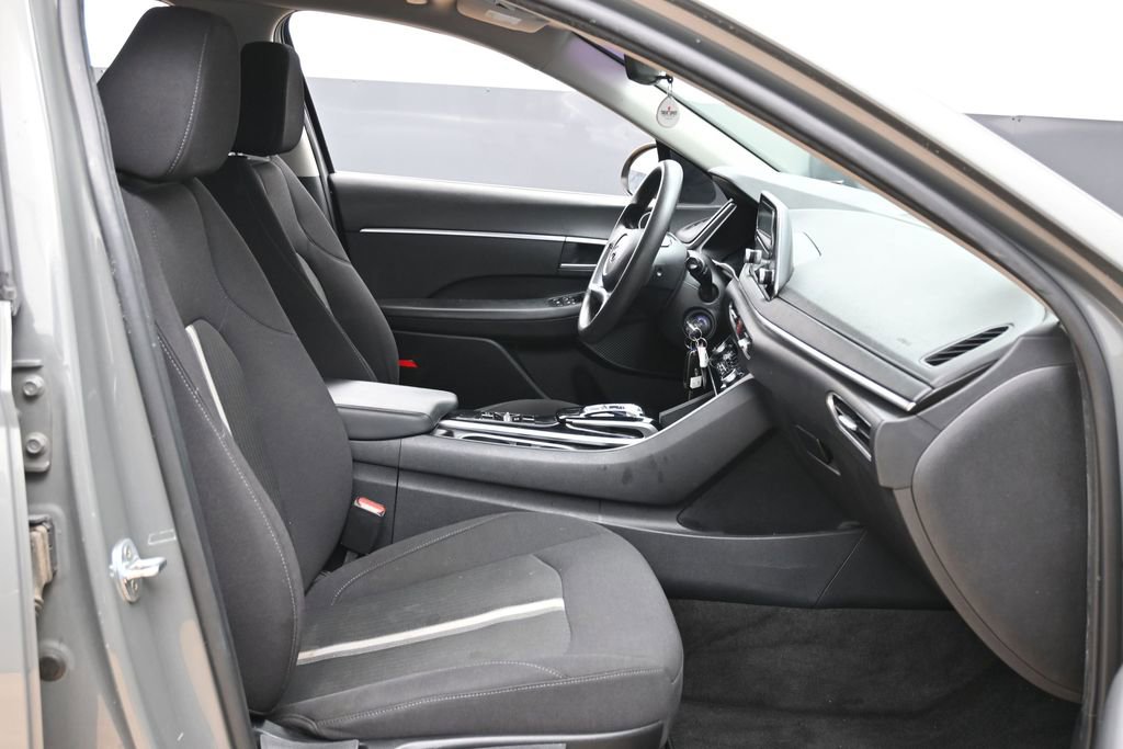 Used 2022 Hyundai Sonata SE w/ Cargo Package FWD image 30