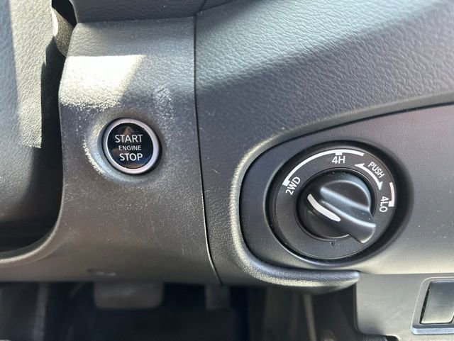 Used 2022 Nissan Frontier SV AWD/4WD image 20